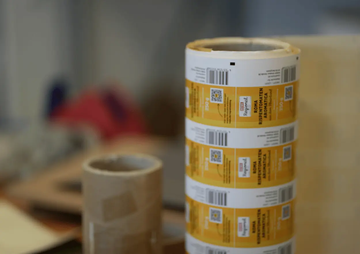 Gemüseetiketten Eine Etikettenrolle.